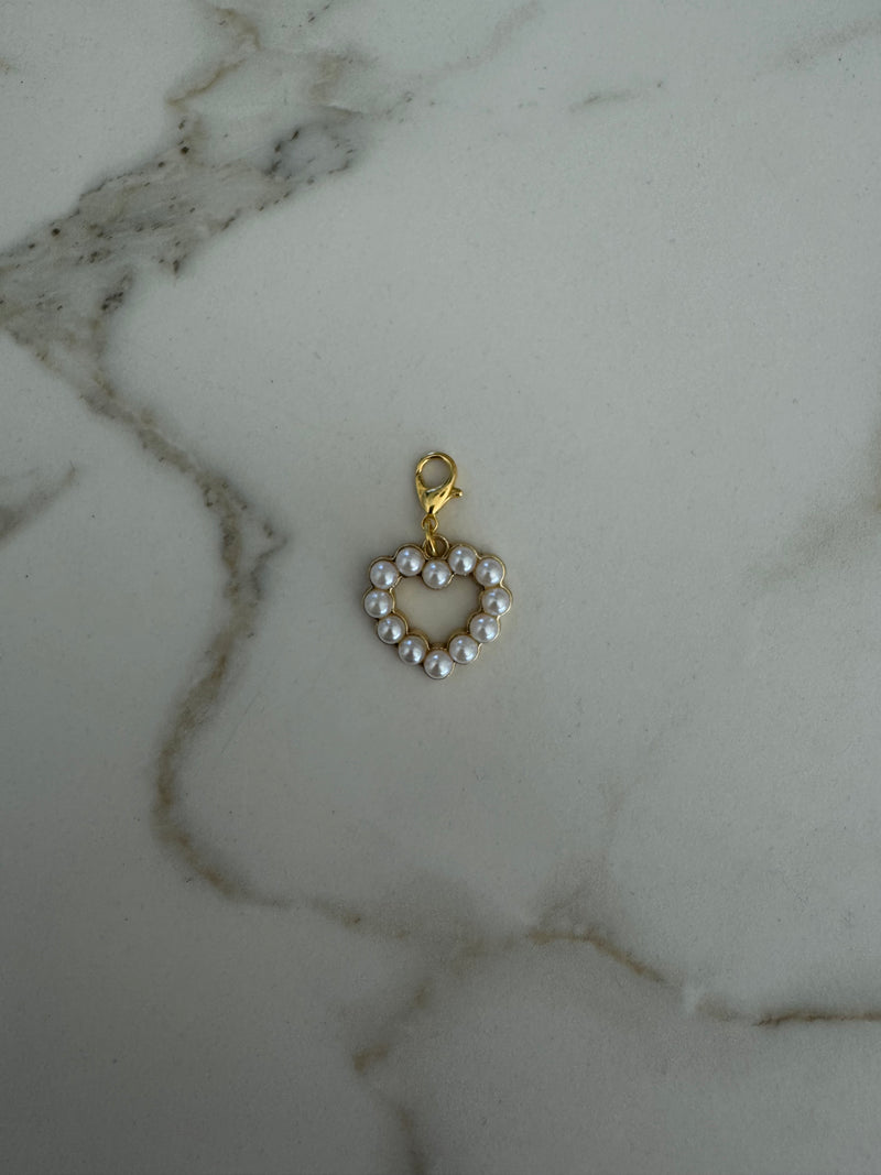 Golden heart charms beads