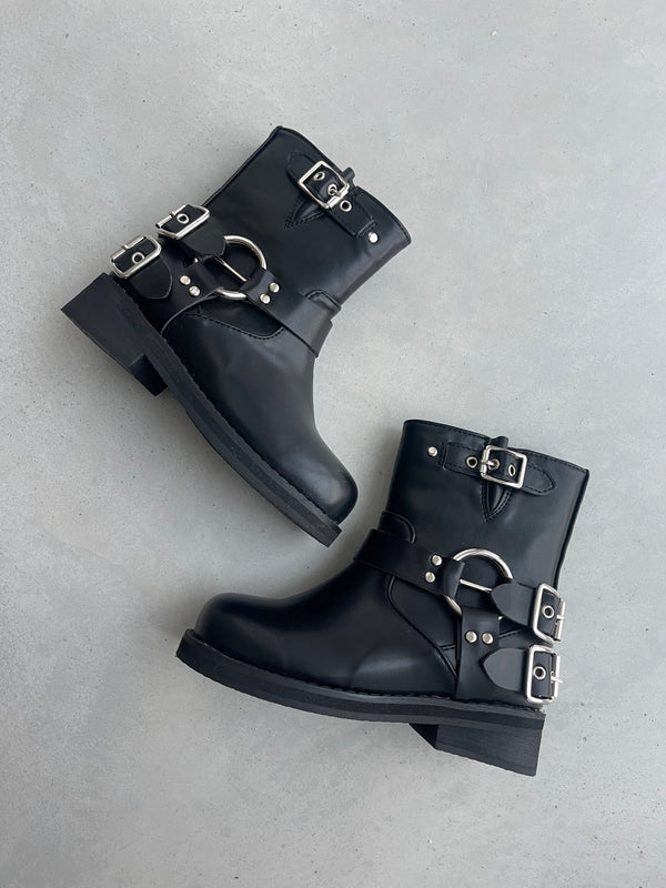 Boots Bocle