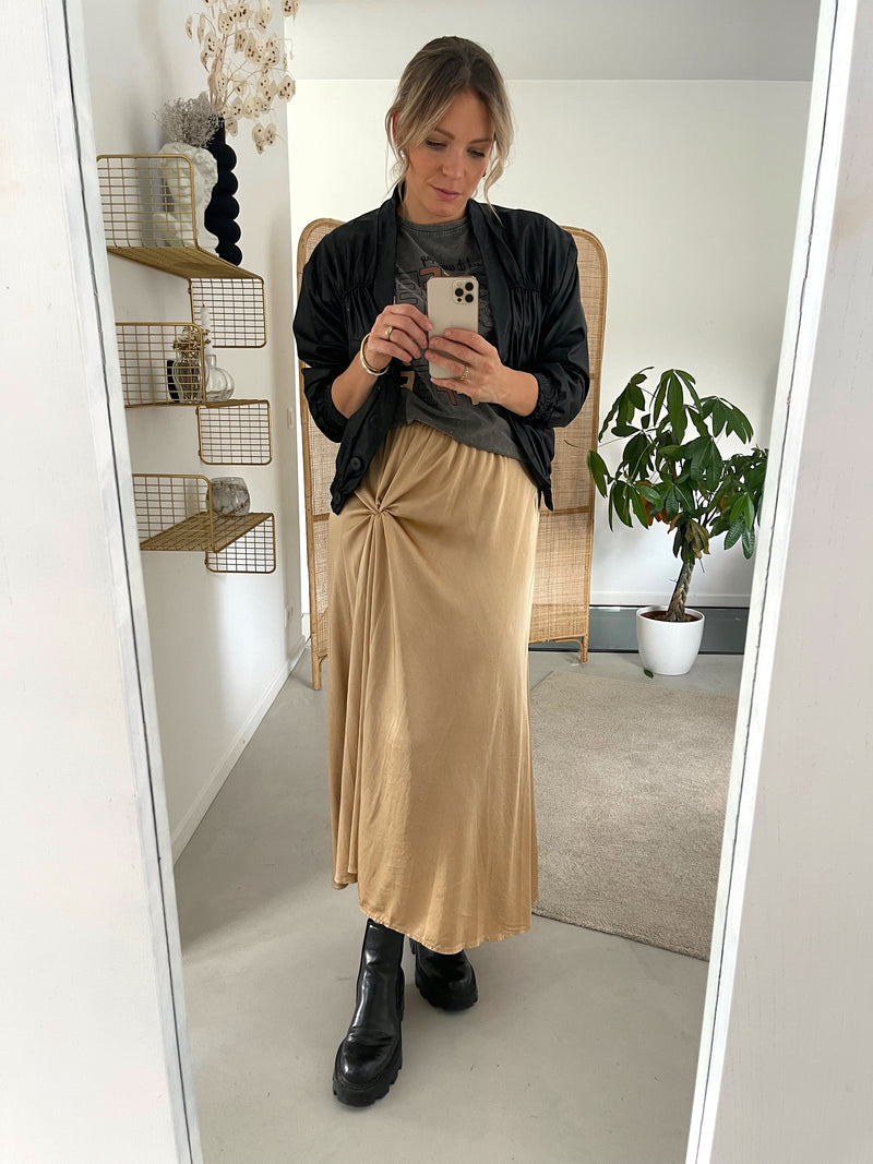 Camel silk skirt