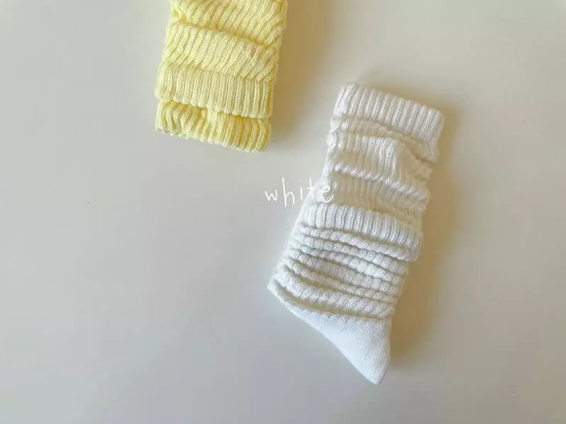 Chaussettes loose pastel