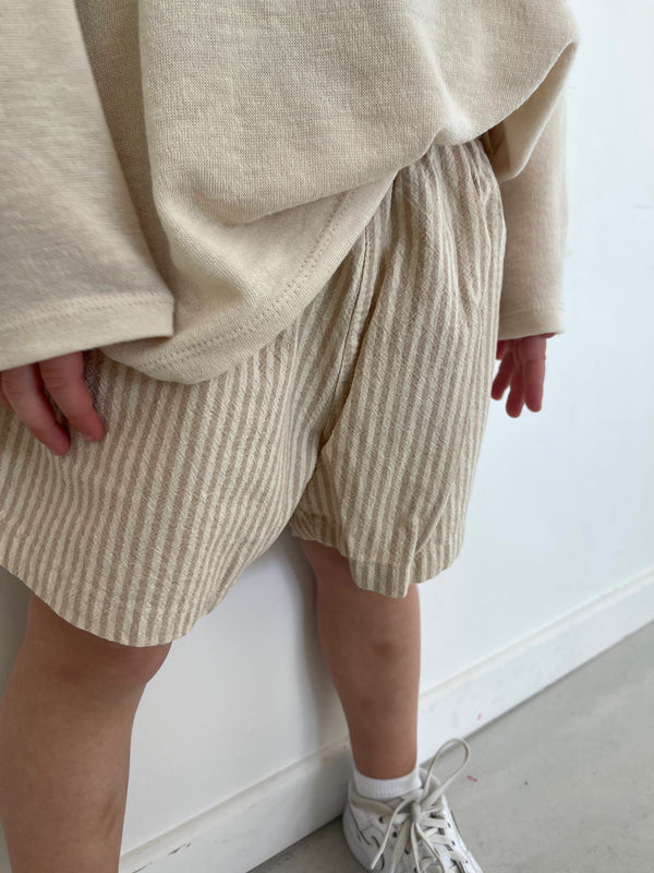 Short butter stripes beige