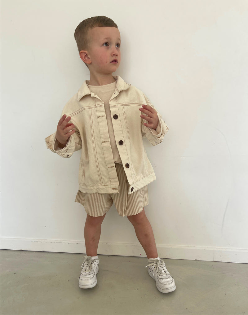 Short butter stripes beige
