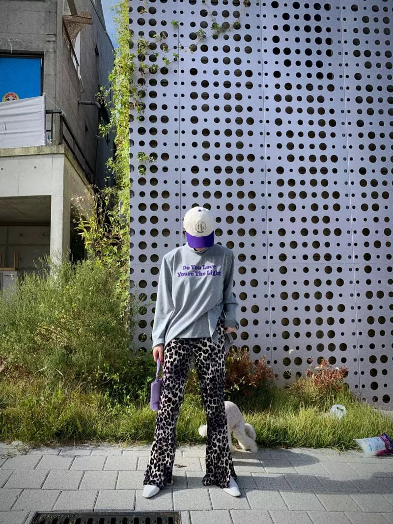 Leopard slit pants