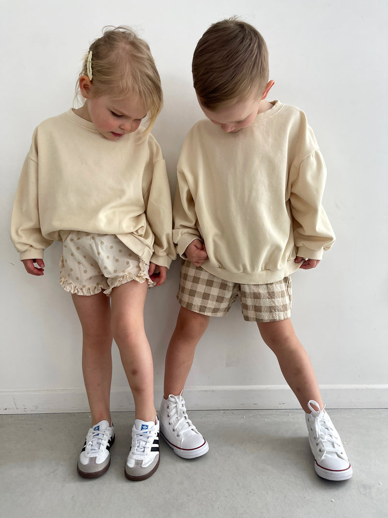 Short frill dot